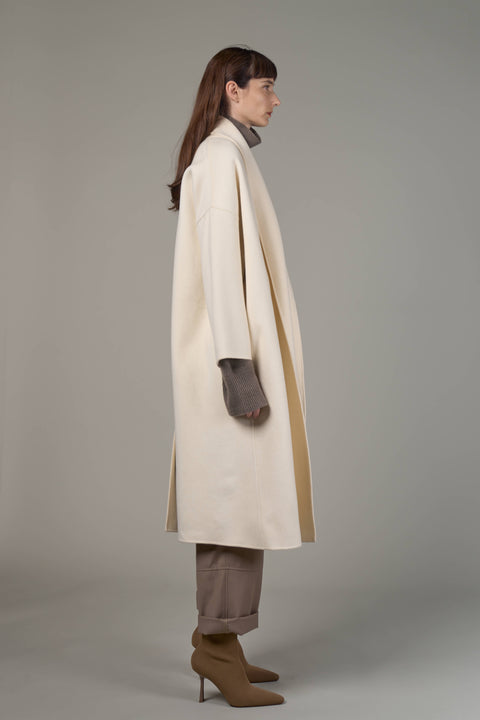 JLW005 Jadis Coat - White