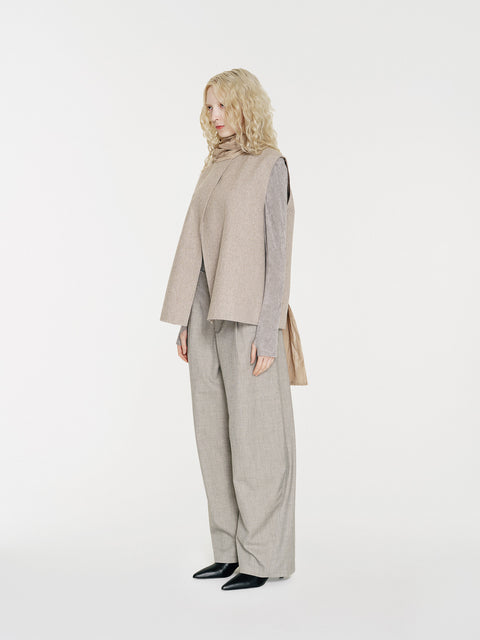 August Wool Vest with Scarf Beige